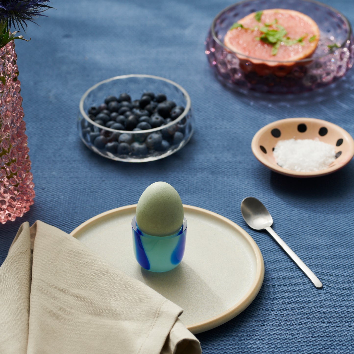 Kodanska Flow Egg Cup Flow egg cup